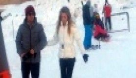 Arda Turan nişanlısı Sinem Kobal ile birlikte Kartalkaya'da