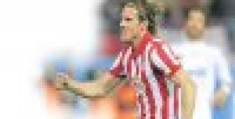 Marca'ya göre Forlan Beşiktaş'ta