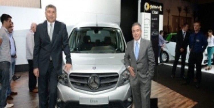 Mercedes-Benz Auto Show 2012’de