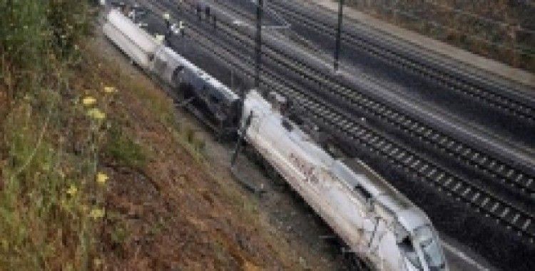 İspanya’daki tren kazasında ölenler için ayin düzenlendi