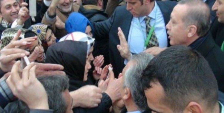 Başbakan Erdoğan cuma namazını Aksa Camii'nde kıldı