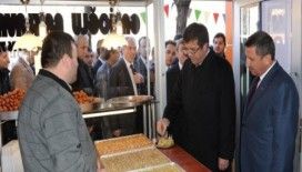 Bakan Zeybekçi'den esnaf ziyareti