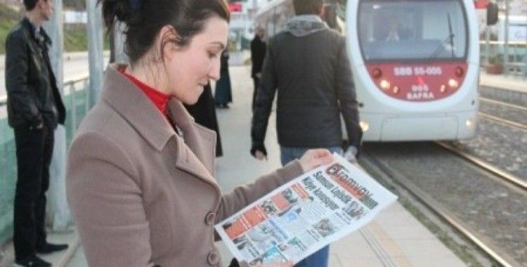 Tramvay Gazetesi, günlük 15 bin baskı yapılıp ücretsiz dağıtılıyor