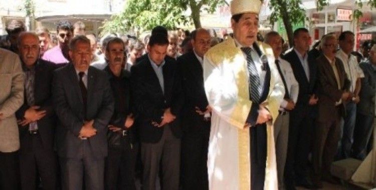 Soma'da ölen işçiler için gıyabi cenaze namazı