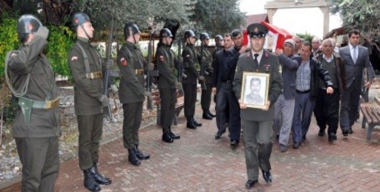 Amasra nın son Kore Gazisi son yolculuğuna uğurlandı