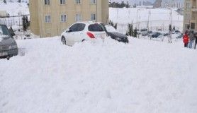 Kayaşehir sakinlerini kar değil ilgisizlik üşüttü