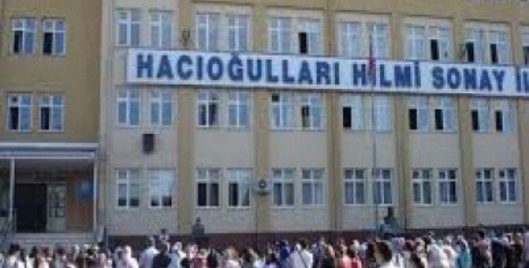 Hacıoğulları Hilmi Sonay İlkokulu'na nasıl giderim ?