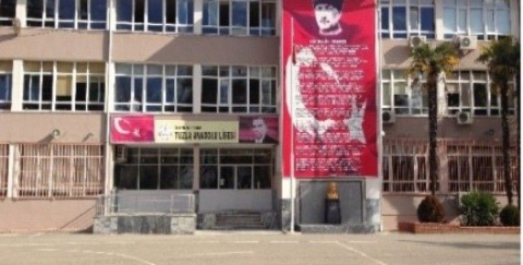 Tuzla Anadolu Lisesi'ne nasıl giderim ?