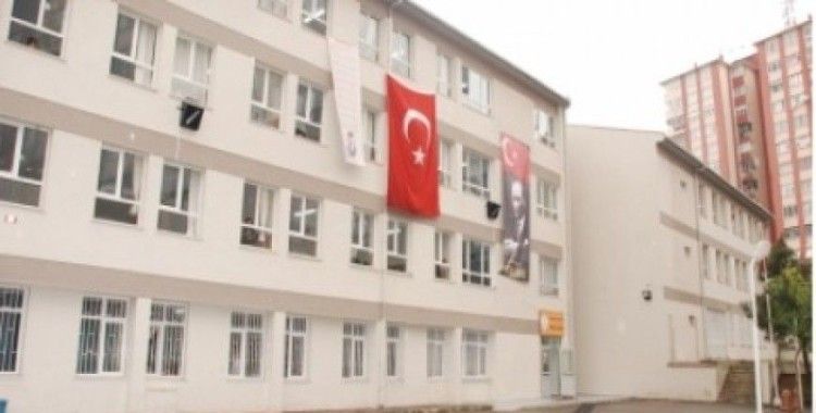 İntaş Kız Anadolu İmam Hatip Lisesi'ne nasıl giderim ?