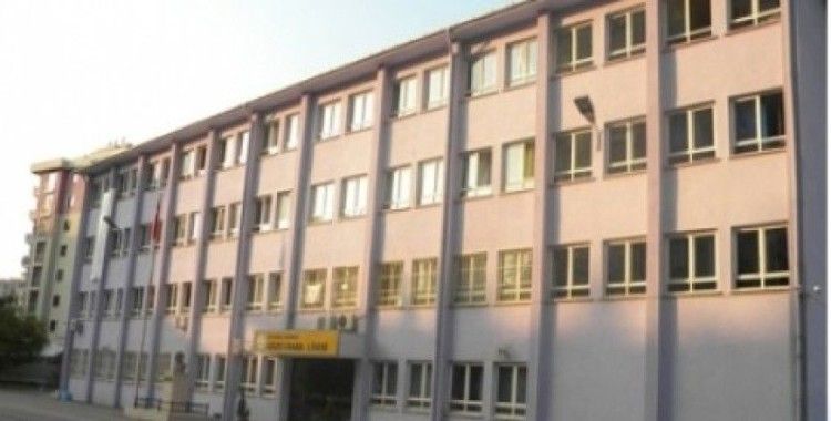 Gözcübaba Anadolu İmam Hatip Lisesi'ne nasıl giderim ?