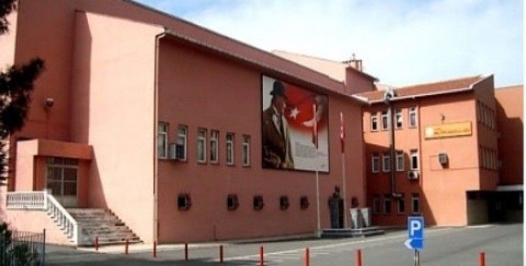 Maltepe Anadolu Lisesi'ne nasıl giderim ?