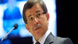 Başbakan Davutoğlu, cuma namazını Başyazıcıoğlu Camii'nde kıldı