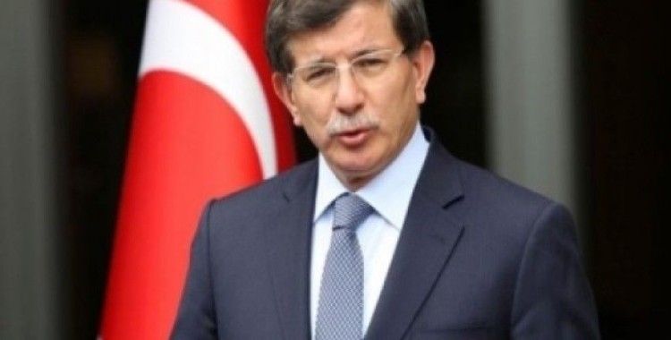 Davutoğlu, Çağlayan Adliyesi'ndeki durumu yakından takip etti