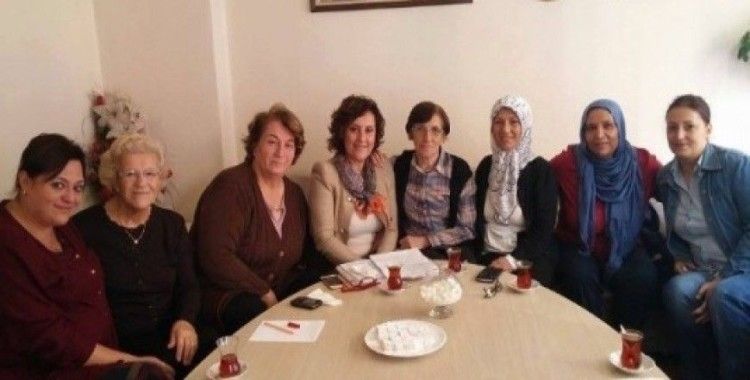 Eskişehirli Ülkücü kadınlara Milliyetçilik konulu seminer