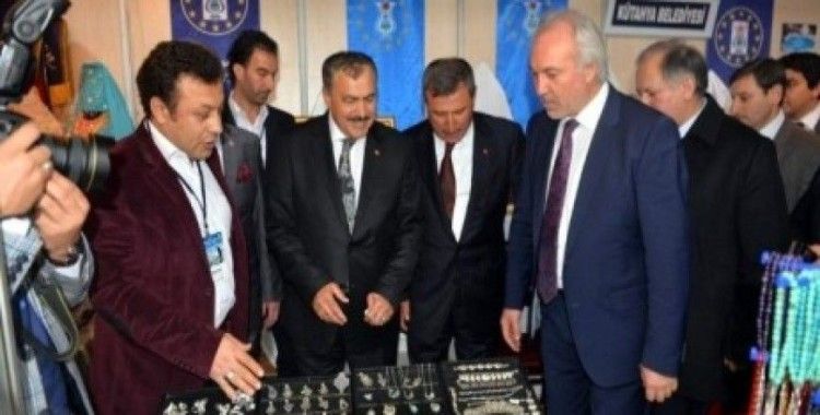 Bakan Veysel Eroğlu, Kütahyalı hemşehrilerini Ankara'da da yalnız bırakmadı