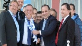 Ünlü İş adamı Ağaoğlu'ndan BB Erzurumspor'a destek