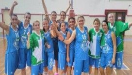 İzmit Belediyesi'nin Bayan Basketbolcuları hükmen galip
