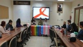 AIDS öldürmez ön yargı öldürür