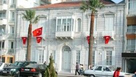 Atatürk Müzesi'ne nasıl giderim ?