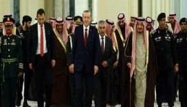 Erdoğan Suudi Arabistan'da umre yaptı