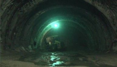 Kop Tüneli'nin 5 bin 200 metresi delindi