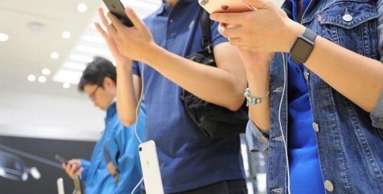 GSM operatörlerinin telefon satışları 2016'da rekor kırdı