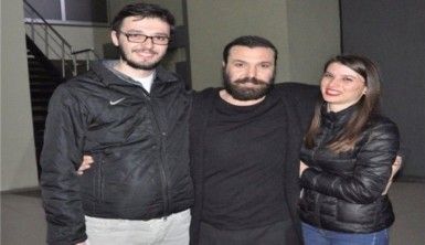Halil Sezai konserinde sürpriz evlenme teklifi