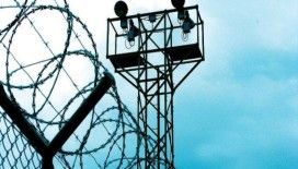 Endonezya'da 200 mahkum firar etti