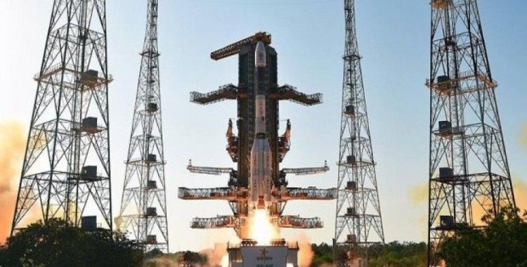 Hindistan Güney Asya uydusu fırlattı