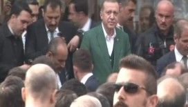 Cumhurbaşkanı Erdoğan cuma namazını Manisa'da kıldı 