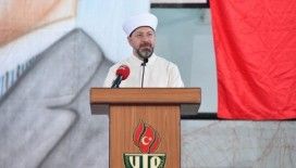 Diyanet İşleri Başkanı Erbaş Türk Okulunu ziyaret etti