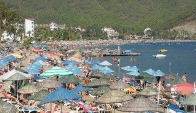 Antalya Nisan’a turist rekoru ile girdi