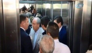 CHP Genel Merkezi'nde asansör krizi