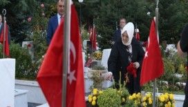 Bakan Selçuk'tan şehit ailelerine ziyaret