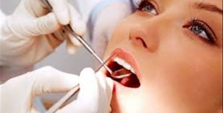 Dişlerin kanamasına sebep olan faktörlere dikkat