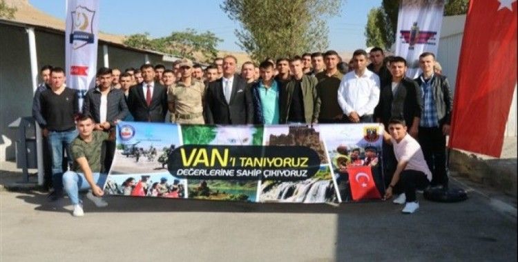 Jandarmadan erbaş ve erlere Van gezisi