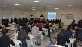 DÜ Adalet Meslek Yüksekoukul’nda ‘kariyer’ konferansı düzenlendi