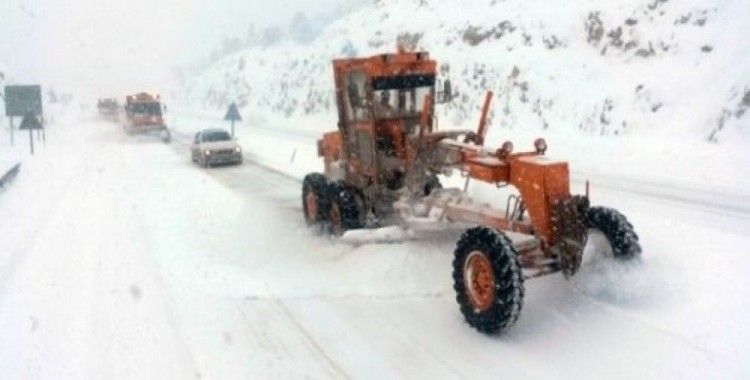 Karayolları Bölge Müdürlüğü Kastamonu için seferber oldu