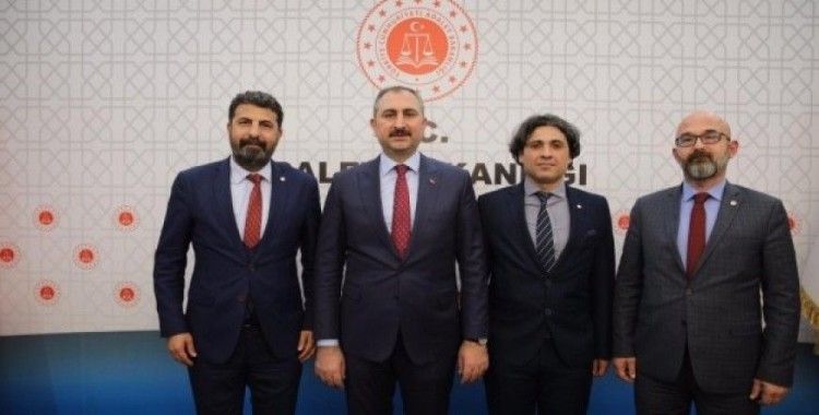 Yeşilboğaz, Adalet Bakanına yargıdaki sorunları aktardı