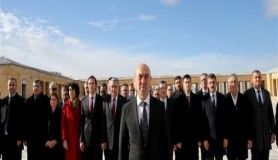 CHP İzmir Büyükşehir Belediye Başkan Adayı Soyer Anıtkabir'i ziyaret etti