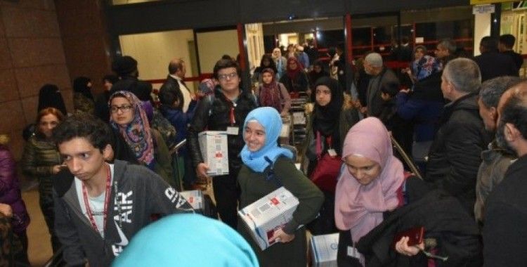 Şahinbey Belediyesi’nin Umre’ye gönderdiği öğrenciler Gaziantep’e döndü