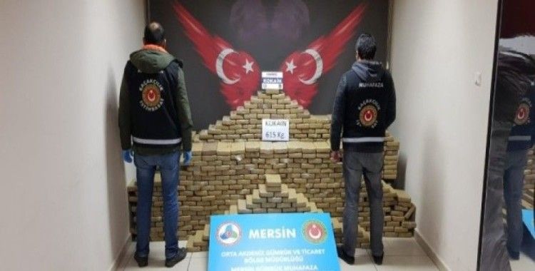 Muz yüklü konteynerda 615 kilo kokain ele geçirildi