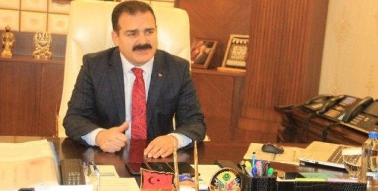 Vali Akbıyık: “Hakkari’de aç ve açıkta aile bırakmadık”