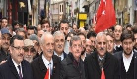 AK Parti ve MHP Teşkilatları Cumhur İttifakı için Trabzon'da birlikte yürüdü