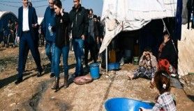 Belçikalı bakandan Musul'da mülteci kampı ziyareti