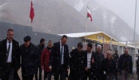 AK Parti heyetinden Kapıköy Gümrük Kapısına ziyaret