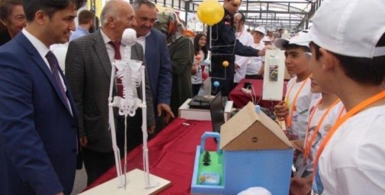 Seydişehir'de TÜBİTAK Bilim Fuarı açıldı