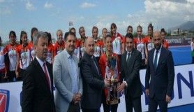 Polisgücü'nün Sultanları Süper Lig Şampiyonu