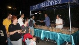 İzmit Belediyesi’nden 7 bin helva