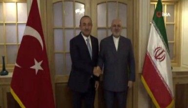 Bakan Çavuşoğlu, Cevad Zarif'le bir araya geldi